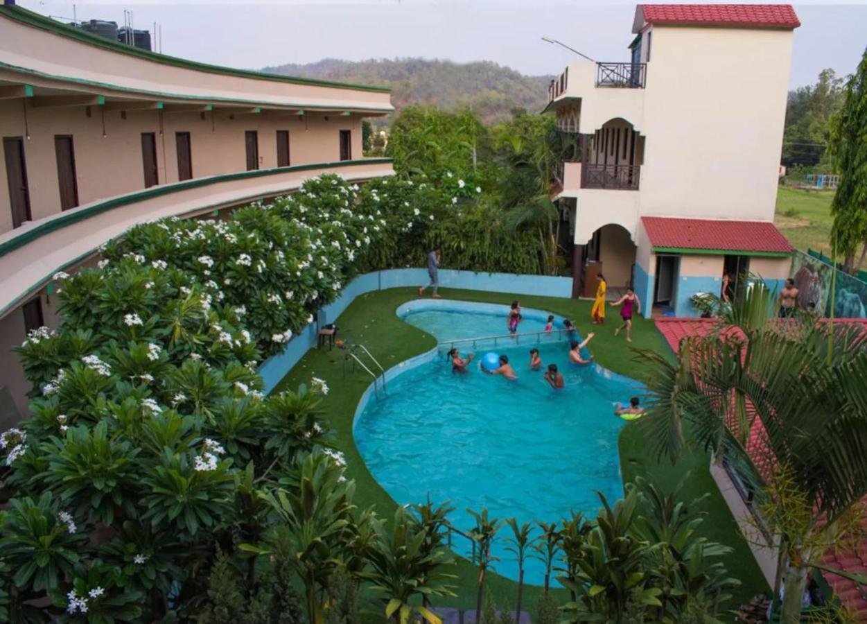 Corbett Ambience Resort 람나가르 외부 사진